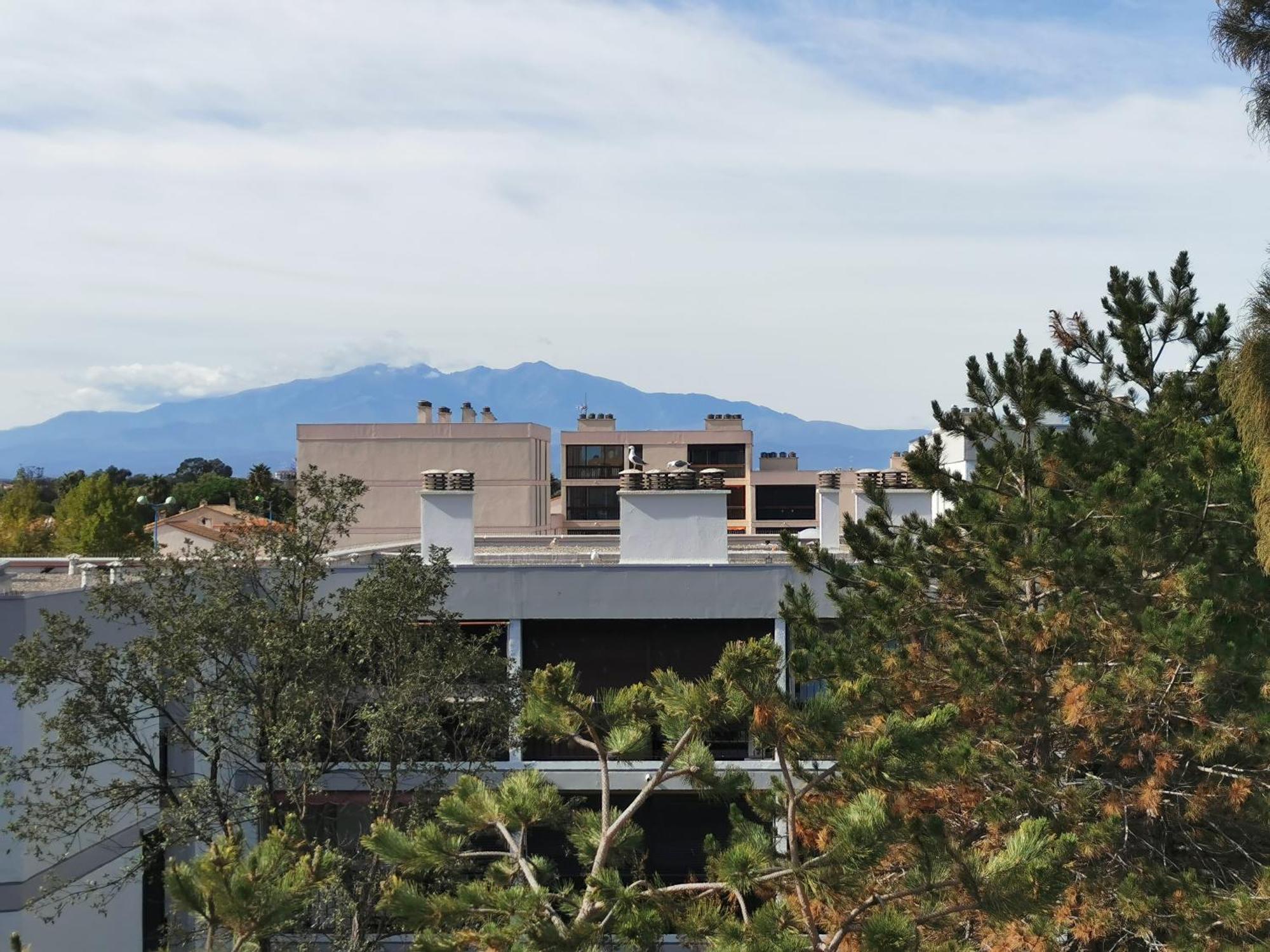Apartment Refait A Neuf, Climatise Avec Vue Et Montagne, Avec Place De Parking Privative *